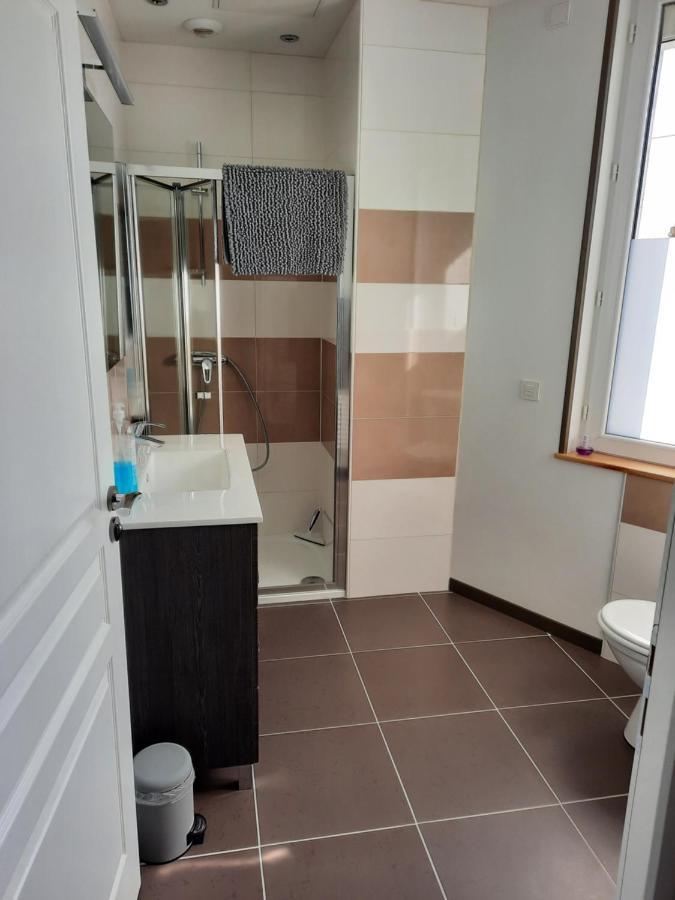 Charmant F1 Bis Atypique Gannat Bagian luar foto